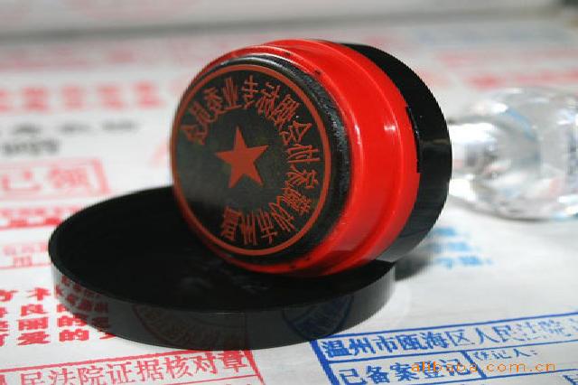 为什么说毕业证定制正在杀死千篇一律的文凭